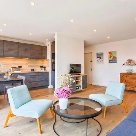 Apartment Les Forges-f2 Front De Mer-4 Pers, Wifi & Parking *